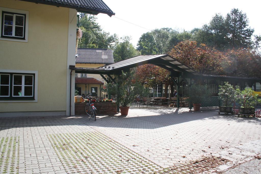Gasthaus Ueberfuhr Elsbethen Buitenkant foto