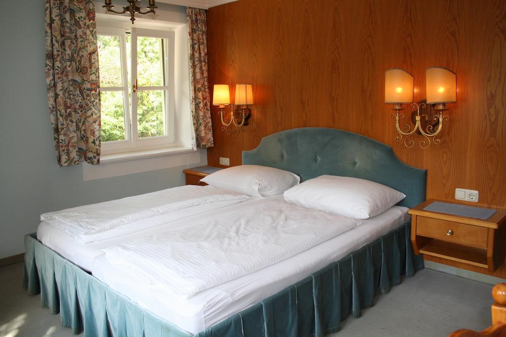 Gasthaus Ueberfuhr Elsbethen Kamer foto