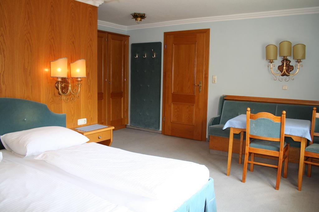 Gasthaus Ueberfuhr Elsbethen Kamer foto